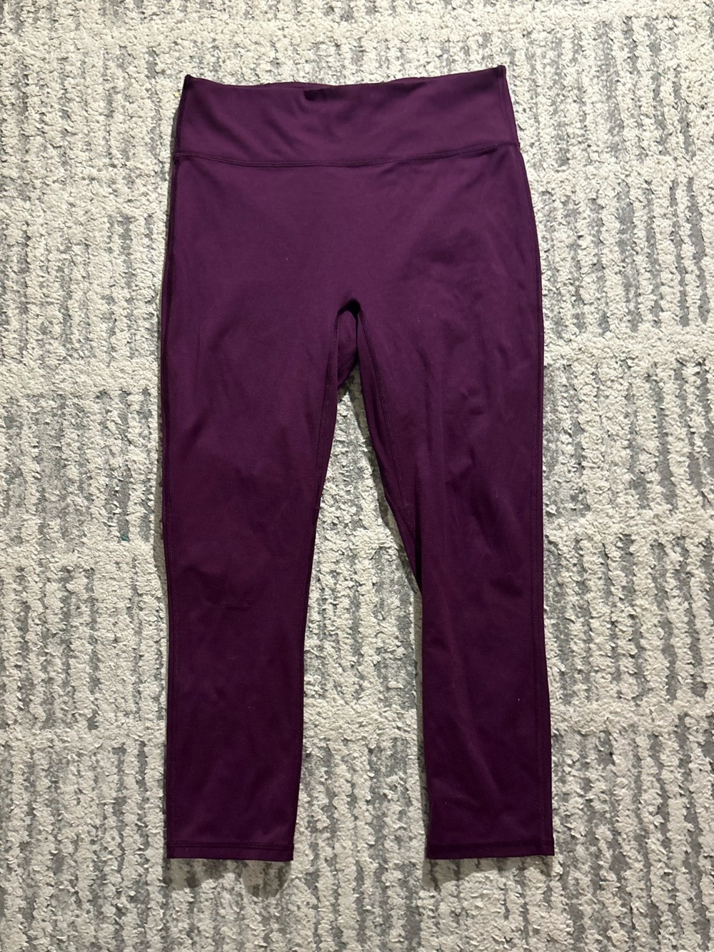 Fabletics motion 365 maroon purple leggings active size M